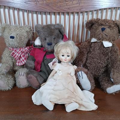 LOT 121: Vintage Composite Doll with Boyd's Bears