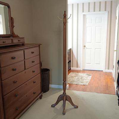 LOT 130: Vintage Coat and Hat Rack