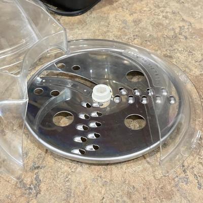 LOT 204: Crockpot Model CPSCRM20-BP , Farberware Food Processor Model FP000FBS with Cook Books