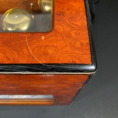 LOT 210: Vintage Mr. Christmas Musical Box Dancers