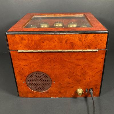 LOT 210: Vintage Mr. Christmas Musical Box Dancers