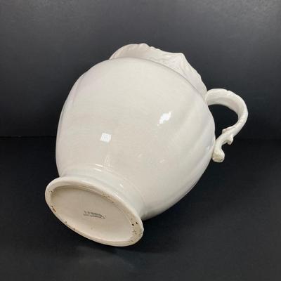 LOT 211: Vintage D.E. McNicol East Liverpool, O. Pitcher Wash Basin Set with Johnson Bros England Royal Ironstone China Chamber Pot