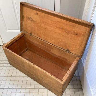 LOT 213: Vintage Primative Wooden Bowl, Collection of Baskets and Wooden Storage Box