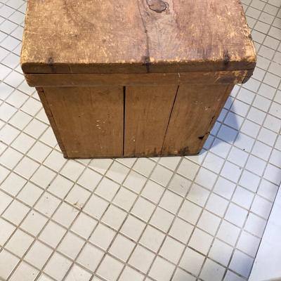 LOT 213: Vintage Primative Wooden Bowl, Collection of Baskets and Wooden Storage Box