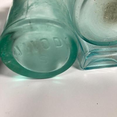 LOT 215: Collection of Vintage / Antique Glass Bottles