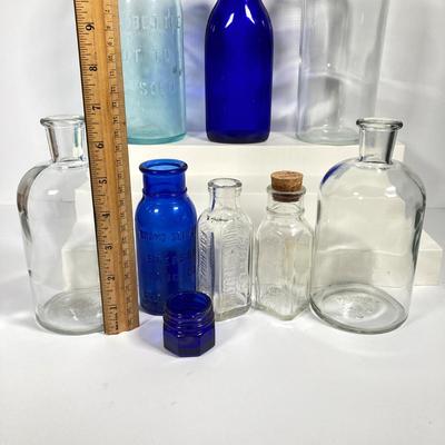 LOT 215: Collection of Vintage / Antique Glass Bottles
