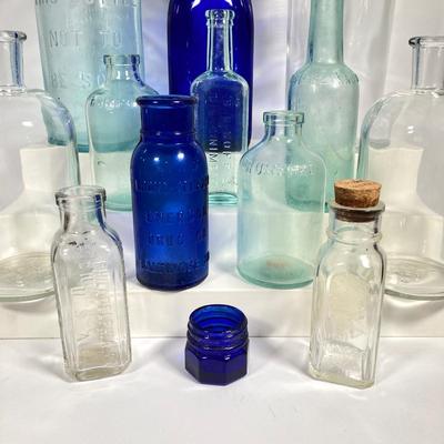 LOT 215: Collection of Vintage / Antique Glass Bottles