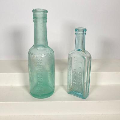 LOT 215: Collection of Vintage / Antique Glass Bottles