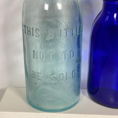 LOT 215: Collection of Vintage / Antique Glass Bottles