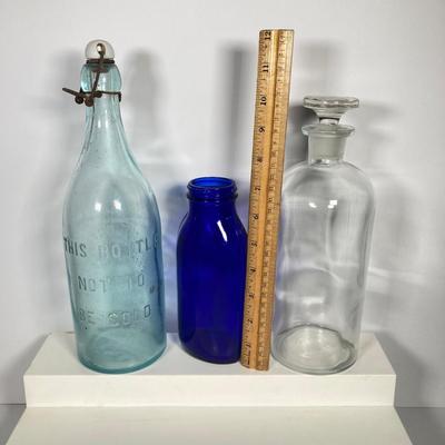 LOT 215: Collection of Vintage / Antique Glass Bottles