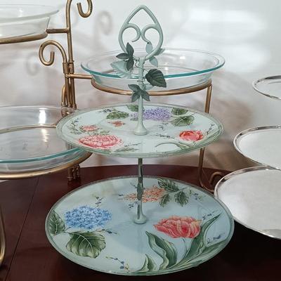 LOT 218: Dresden Floral Plate, Princess House Glass Cake Plate, Pyrex Pie Dishes & More