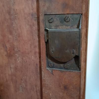 LOT 220: Antique Corner Hutch