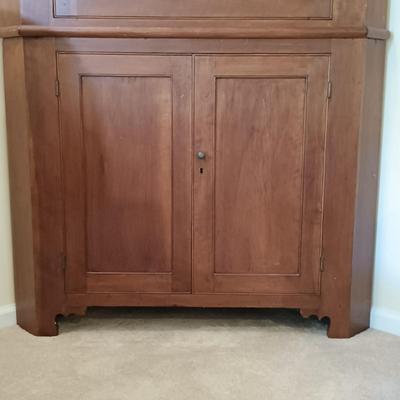 LOT 220: Antique Corner Hutch