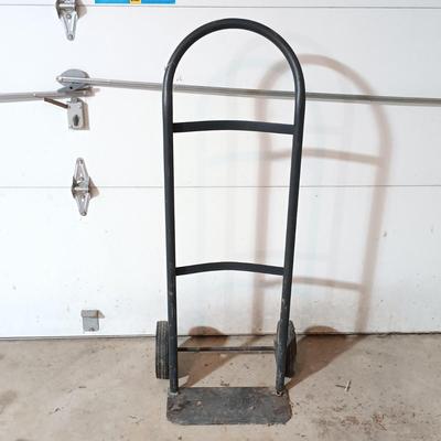 LOT 226: Milwaukee 250 lb Hand Truck Model 60250