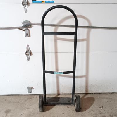 LOT 226: Milwaukee 250 lb Hand Truck Model 60250