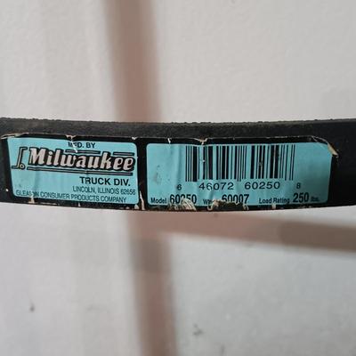 LOT 226: Milwaukee 250 lb Hand Truck Model 60250