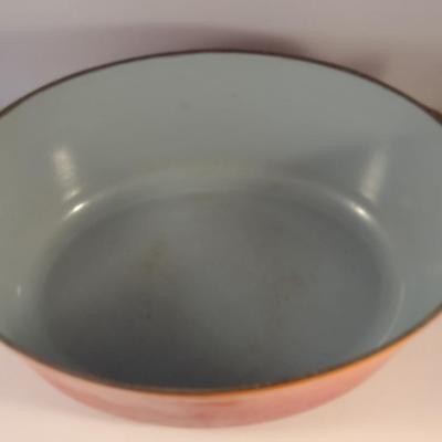 Sale Photo Thumbnail #538: Vintage Descoware Belgian Enameled Cast Iron Dutch Oven with Lid.  Item has some chipping of finish.