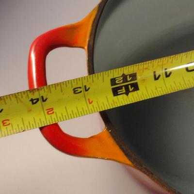 Sale Photo Thumbnail #542: Vintage Descoware Belgian Enameled Cast Iron Dutch Oven with Lid.  Item has some chipping of finish.