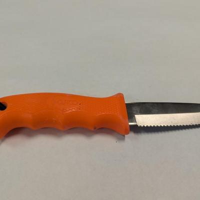 CUTCO Model 5718 Orange Drop Point Knife w/ Double-D Serrated Edge Blade w/ Leather Sheath