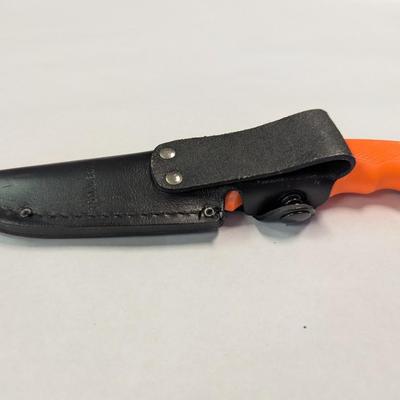 CUTCO Model 5718 Orange Drop Point Knife w/ Double-D Serrated Edge Blade w/ Leather Sheath