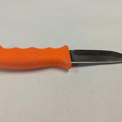 CUTCO Model 5718 Orange Drop Point Knife w/ Double-D Serrated Edge Blade w/ Leather Sheath