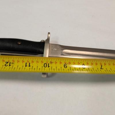 WWII Utica Cutlery M1 Bayonet w/ Scabbard