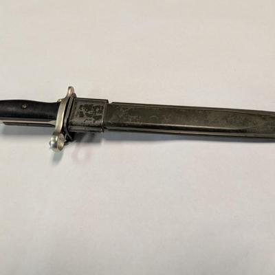 WWII Utica Cutlery M1 Bayonet w/ Scabbard