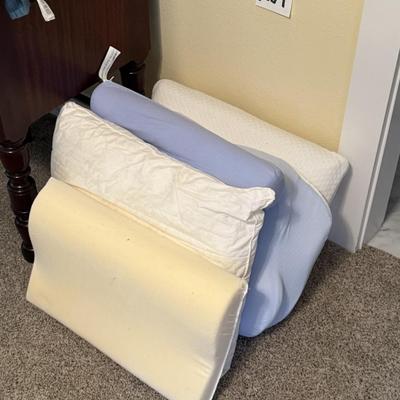 MB7-Pillows