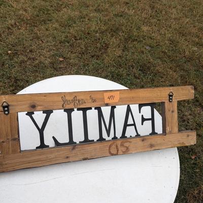 Wood home Décor sign "Family" with coat hooks