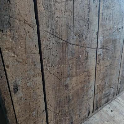 Wooden box with lid-furniture project