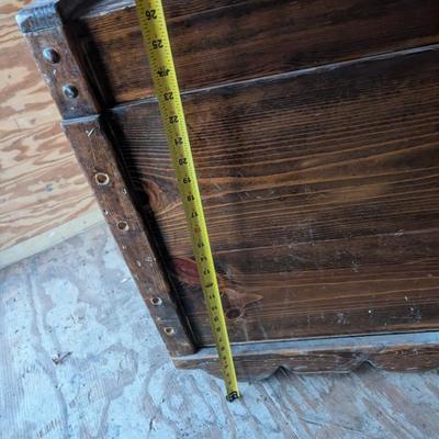 Wooden box bench with lid