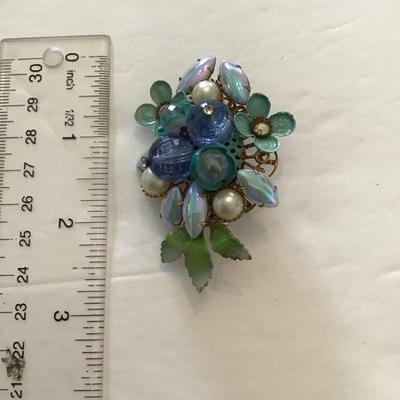 Sale Photo Thumbnail #33: Vintage Vendome Glass Brooch . Please see attached photos.