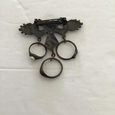Sale Photo Thumbnail #52: Vintage brooch with dangling rings please see attached photos