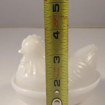 Sale Photo Thumbnail #672: Miniature Milk Glass Nesting Hen- Approx 4 3/8" Wide