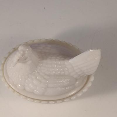 Sale Photo Thumbnail #674: Milk Glass Nesting Hen- Approx 5 3/8" Wide