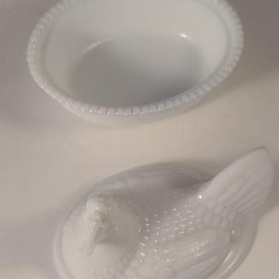 Sale Photo Thumbnail #685: Milk Glass Nesting Hen- Approx 5 1/2" Wide