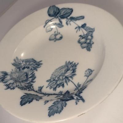 Sale Photo Thumbnail #716: Porcelain Bowl with Transfer Design- Approx 10 3/8" in Diameter