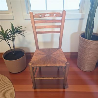 Sale Photo Thumbnail #159: Vintage Shaker Style Ladderback Chair with a Rush Seat