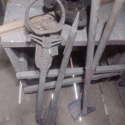 Collection of Vintage and Primitive Tools and Barn Finds Choice C