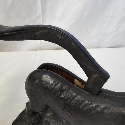 Cast Iron Nutcracker Dog & Turkey (LR-JS)