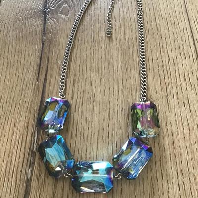 Beautiful Rainbow faceted, glass or crystal necklace silver toned