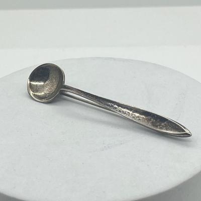 LOT 5: Sterling Silver Pins / Brooches - 27.1 Grams