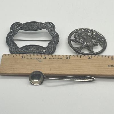 LOT 5: Sterling Silver Pins / Brooches - 27.1 Grams