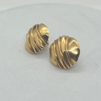 LOT 7: 14K Yellow Gold Pierced Earrings - 3.2 Grams