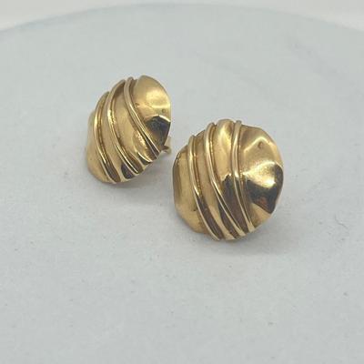 LOT 7: 14K Yellow Gold Pierced Earrings - 3.2 Grams