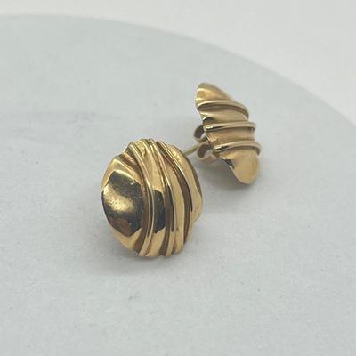 LOT 7: 14K Yellow Gold Pierced Earrings - 3.2 Grams