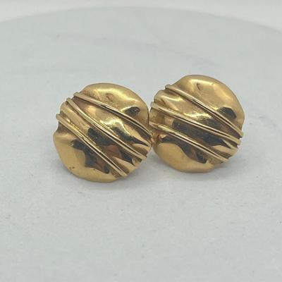 LOT 7: 14K Yellow Gold Pierced Earrings - 3.2 Grams