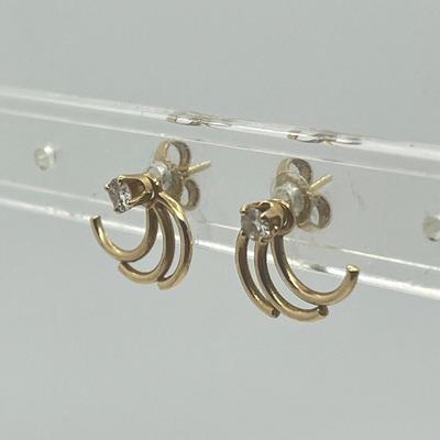 LOT 8: 14K Yellow Gold Pierced Earrings - 1.6 GTW