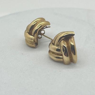 LOT 9: 14K Yellow Gold Pierced Earrings - 2.3 Grams