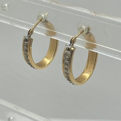 LOT 11: 14K Yellow Gold Hoop Earrings - 1.3 GTW